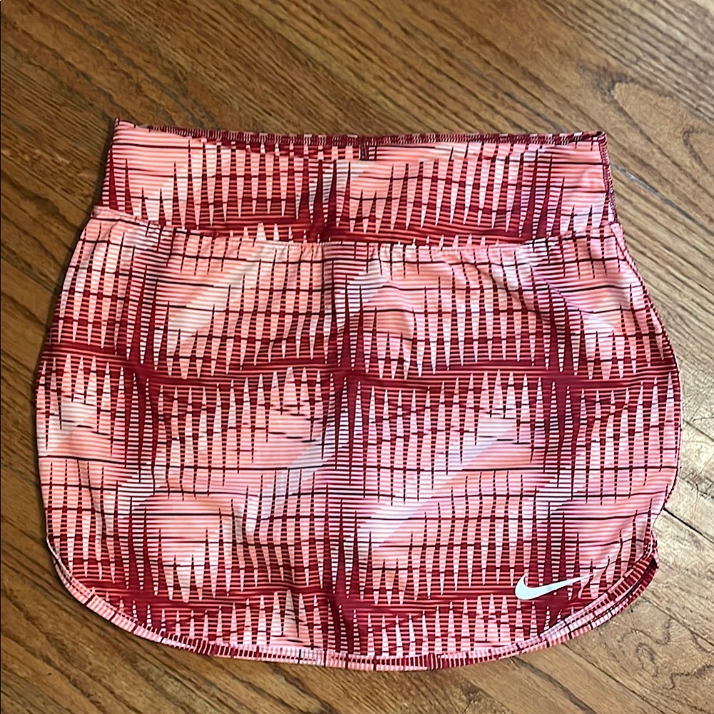 Nike Women's Court Print Pure Skirt-Small